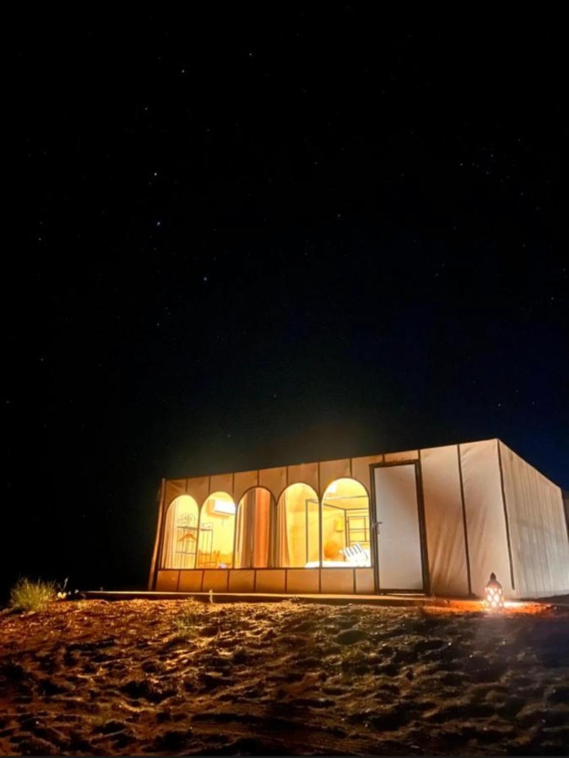 Expedition Luxury Camp Luxury tent