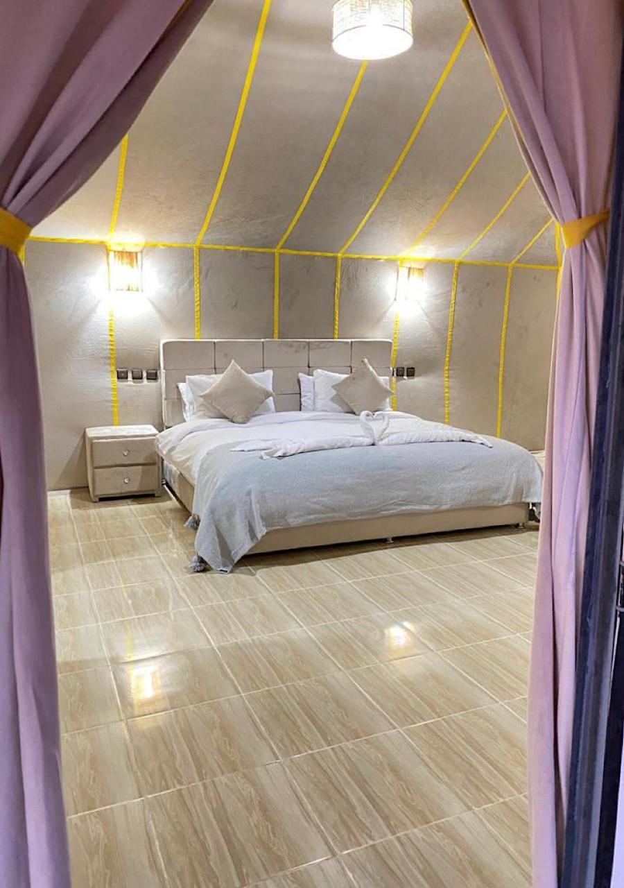 Expedition Luxury Camp