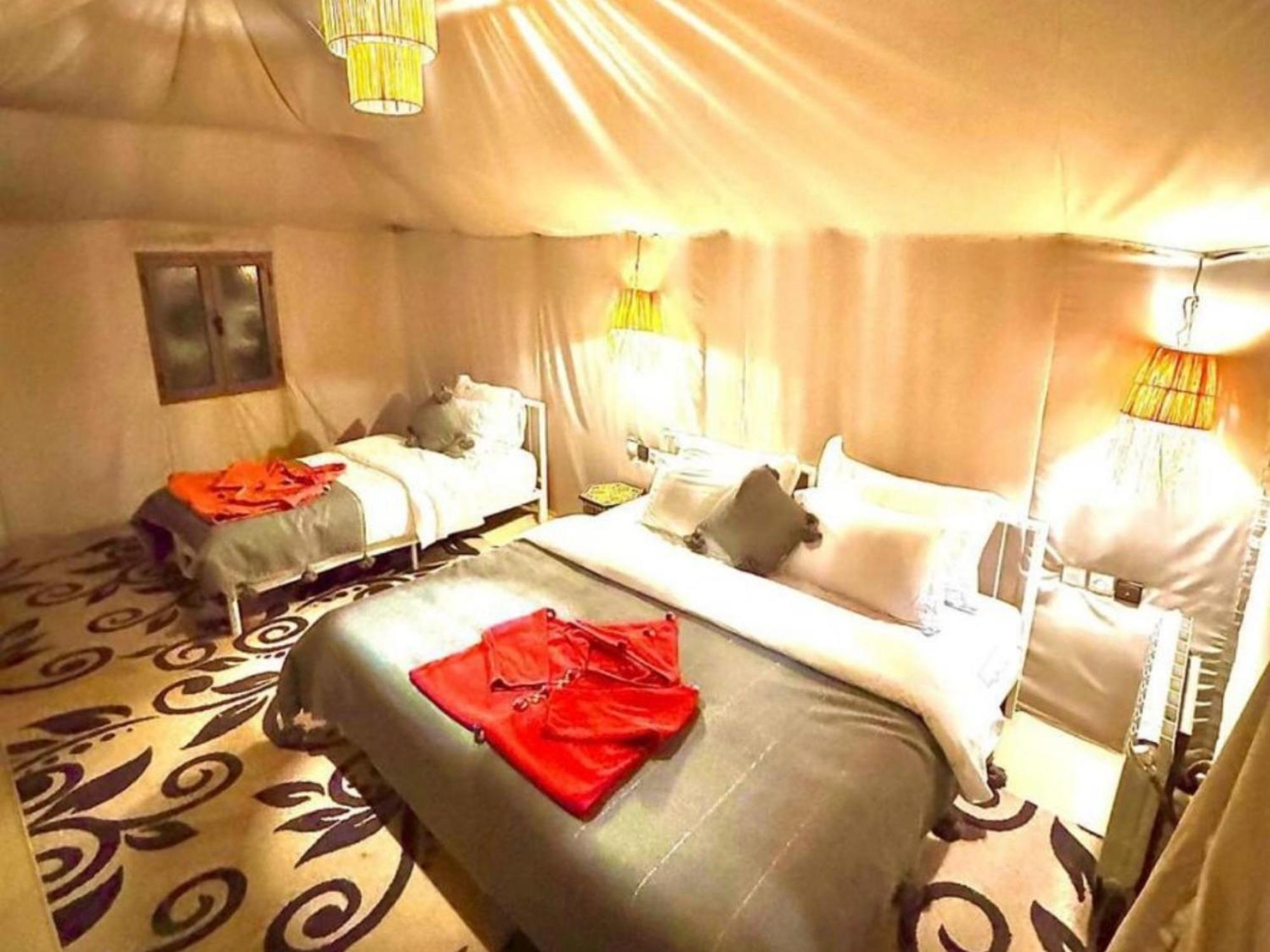 Expedition Luxury Camp Luxury tent Merzouga